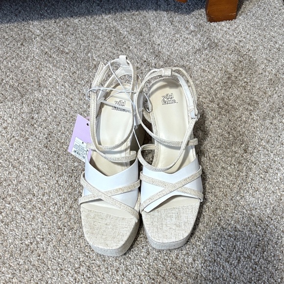 Wild Fable Cream Strappy Sandals - Picture 1 of 7